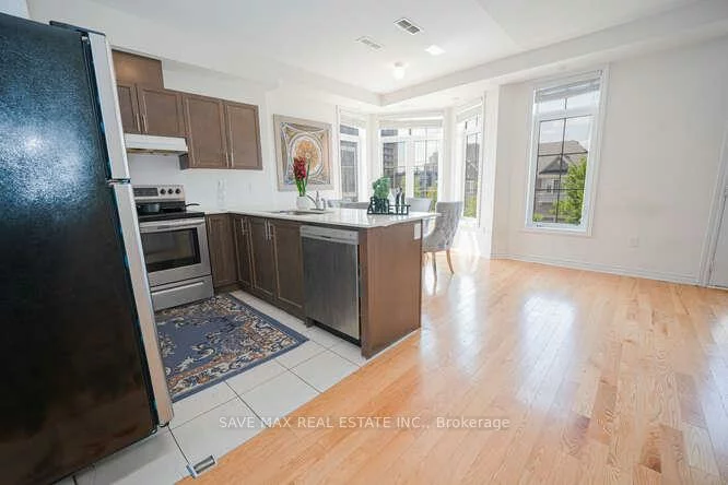 62, Preston Meadow, Hurontario, Mississauga