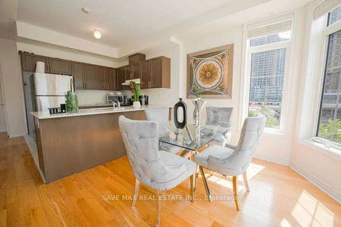 62, Preston Meadow, Hurontario, Mississauga