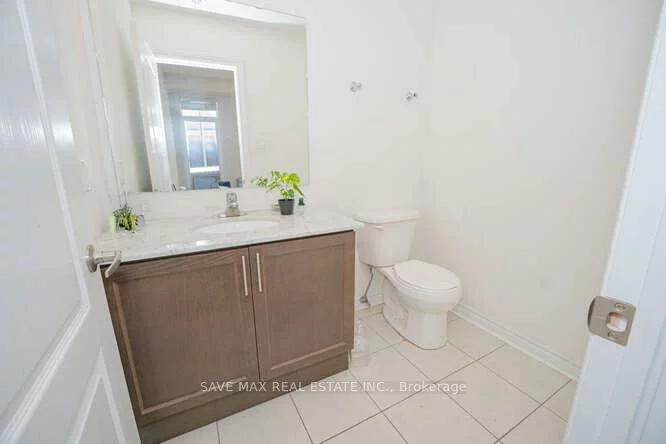 62, Preston Meadow, Hurontario, Mississauga