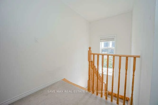 62, Preston Meadow, Hurontario, Mississauga