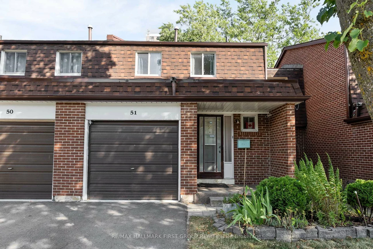 3025, Cedarglen, Erindale, Mississauga