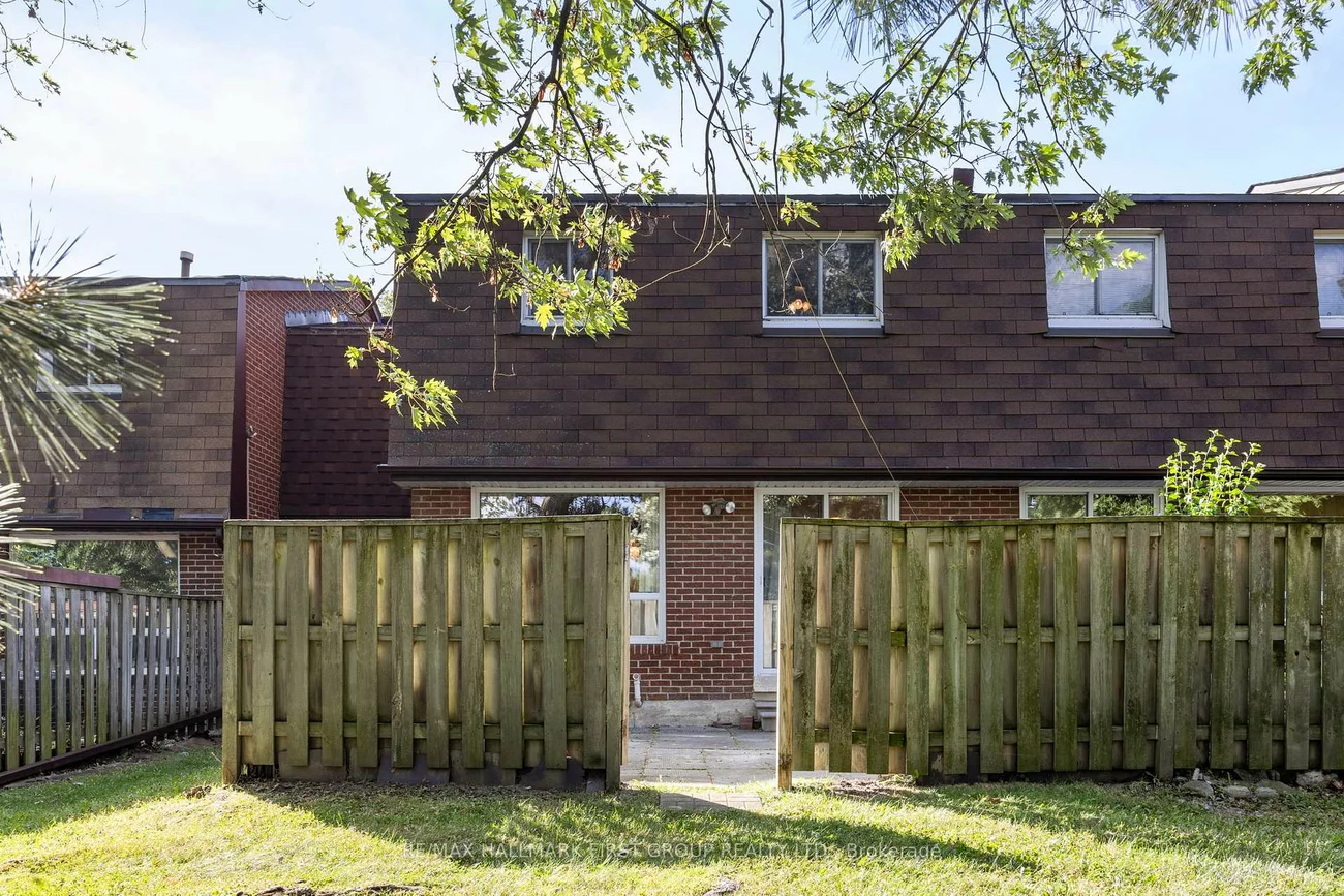 3025, Cedarglen, Erindale, Mississauga