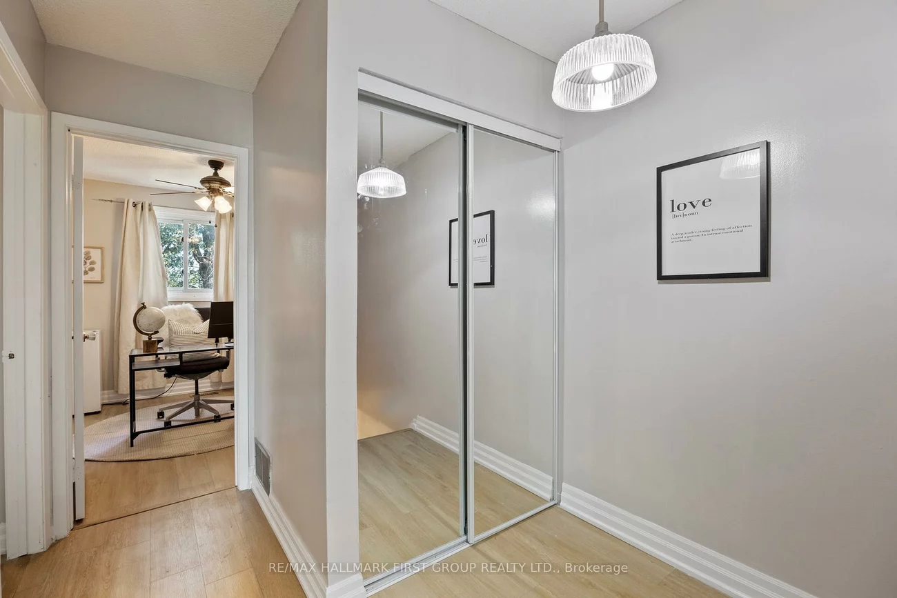 3025, Cedarglen, Erindale, Mississauga