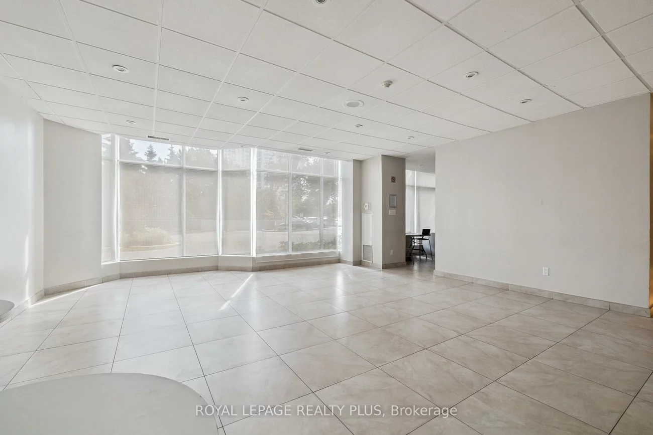 50, Kingsbridge Garden, Hurontario, Mississauga