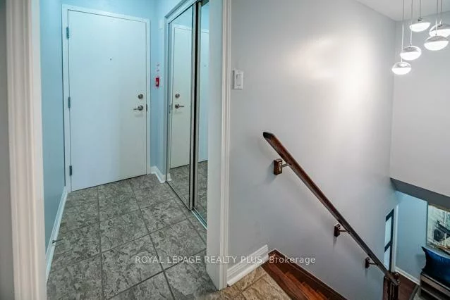 700, Neighbourhood, Cooksville, Mississauga