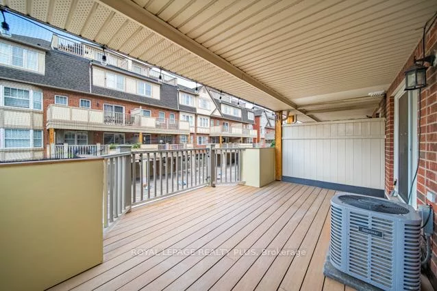 700, Neighbourhood, Cooksville, Mississauga