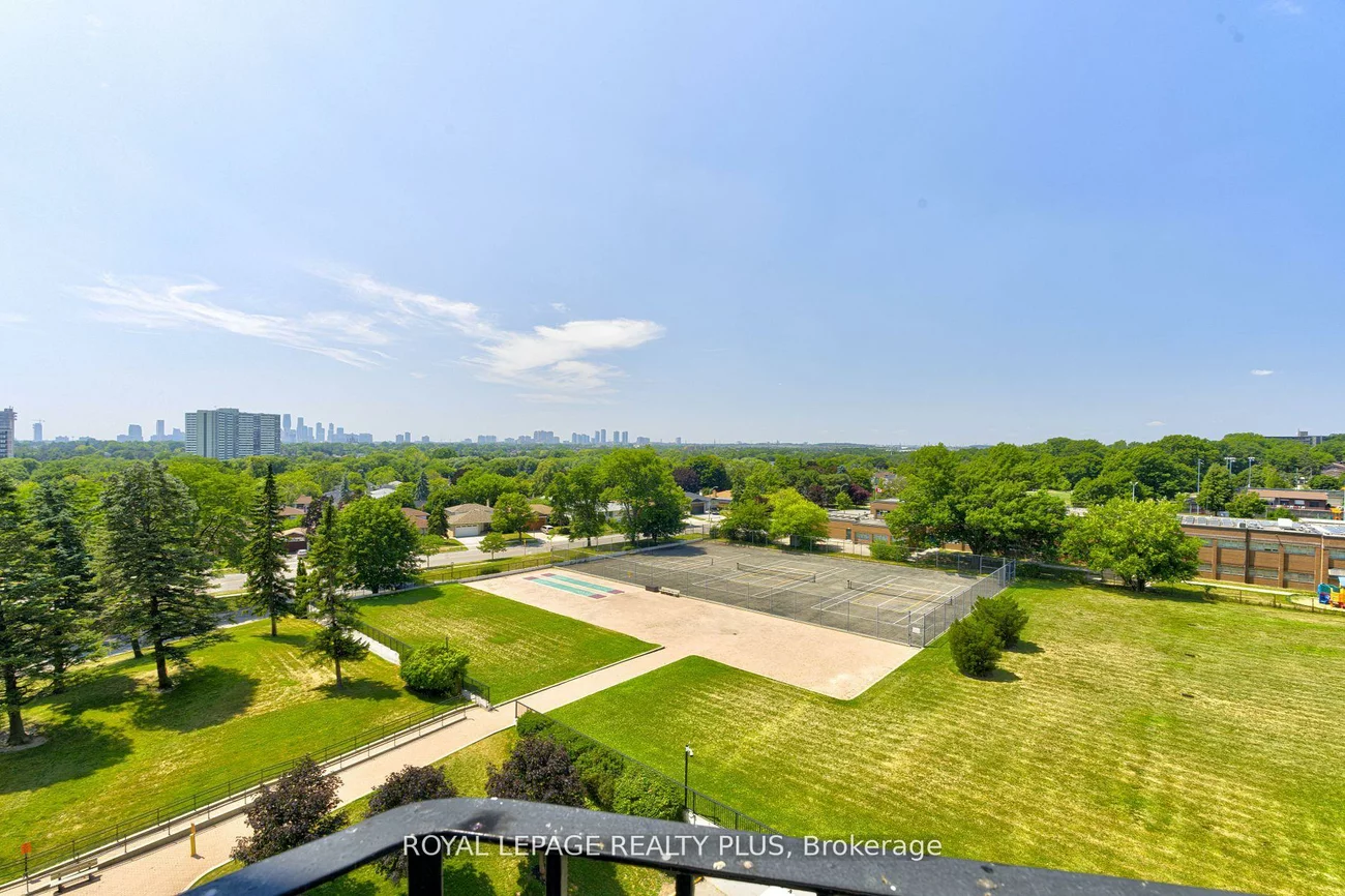 1333, Bloor, Applewood, Mississauga