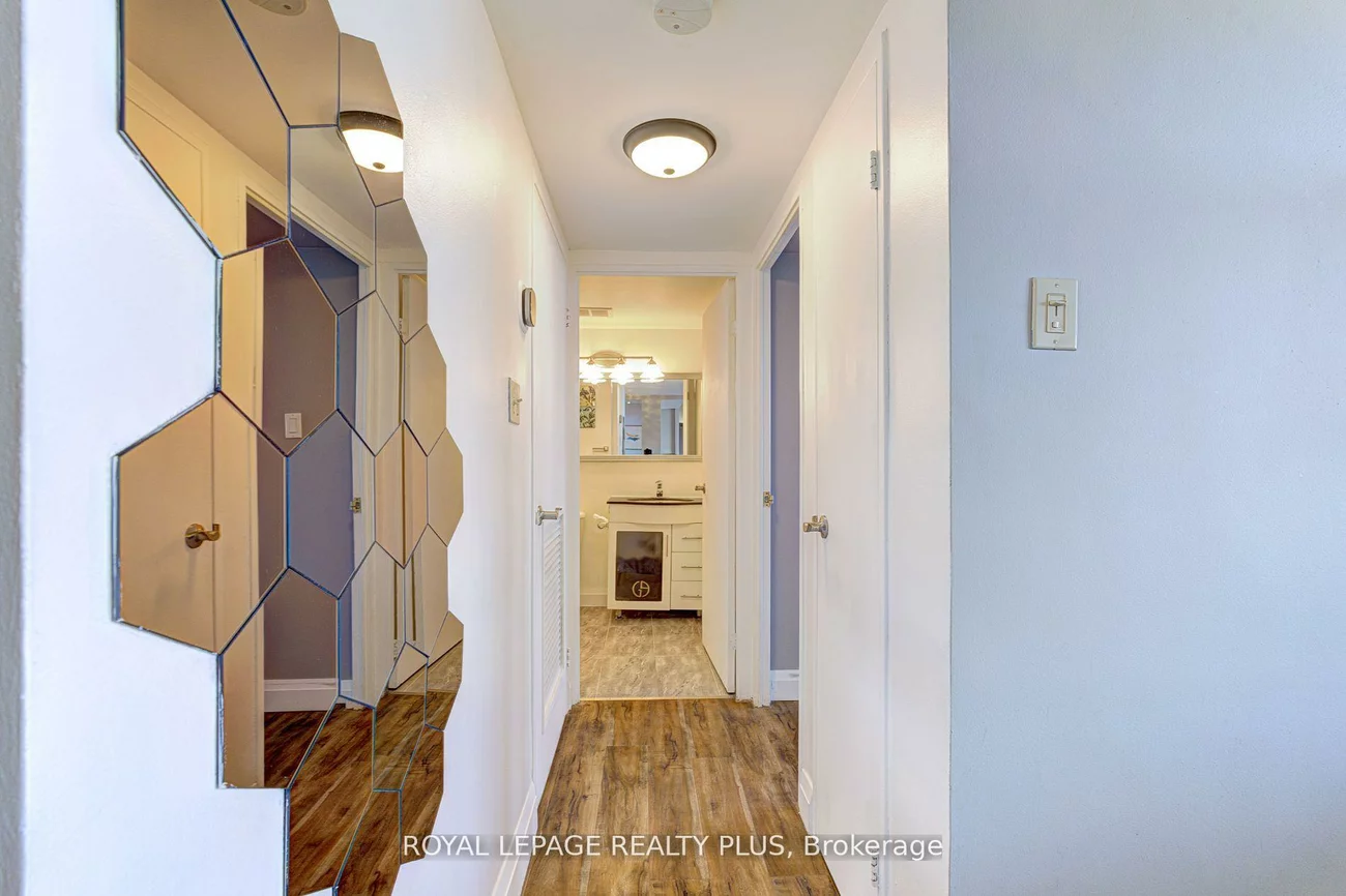 1333, Bloor, Applewood, Mississauga