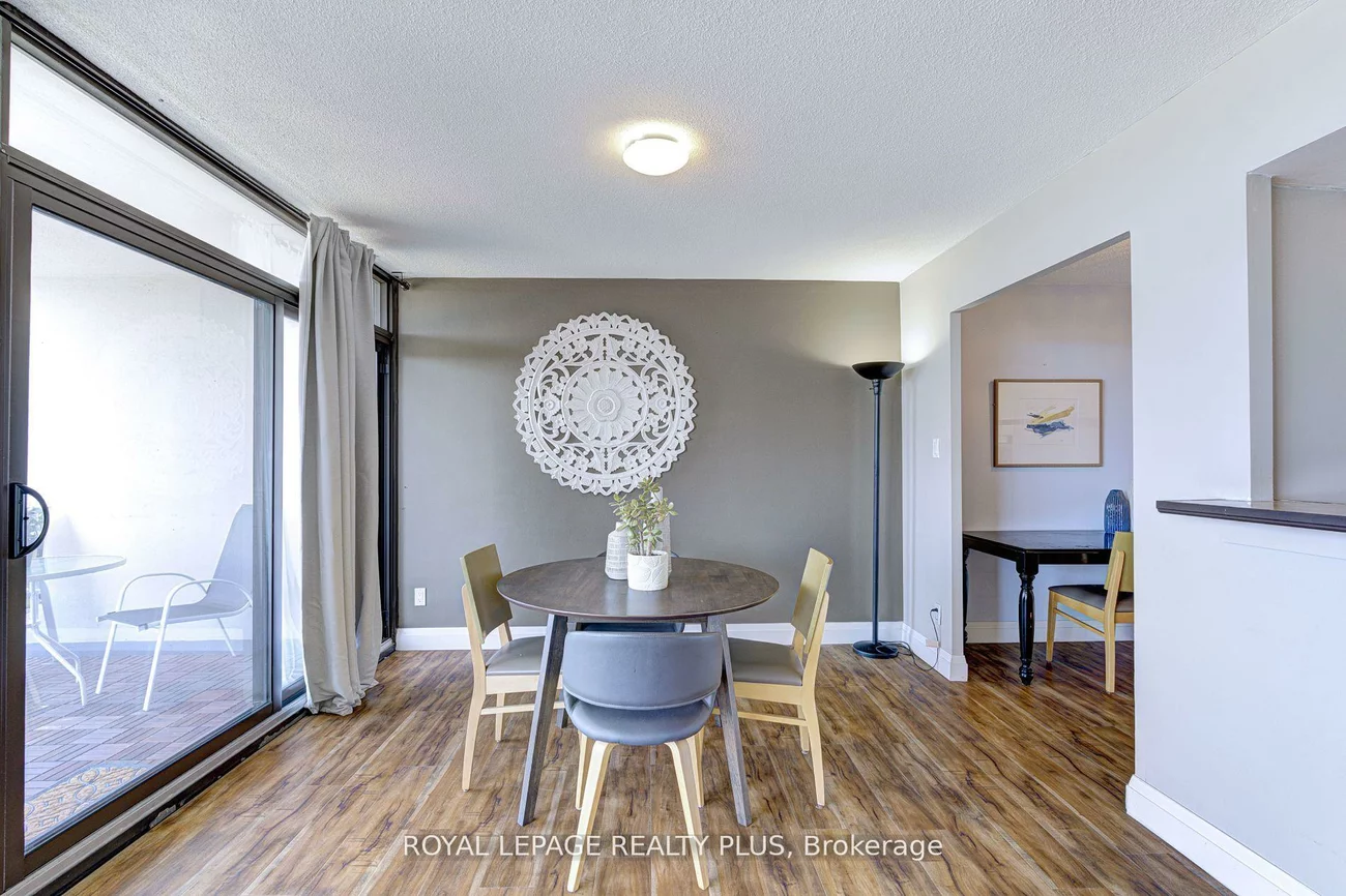 1333, Bloor, Applewood, Mississauga