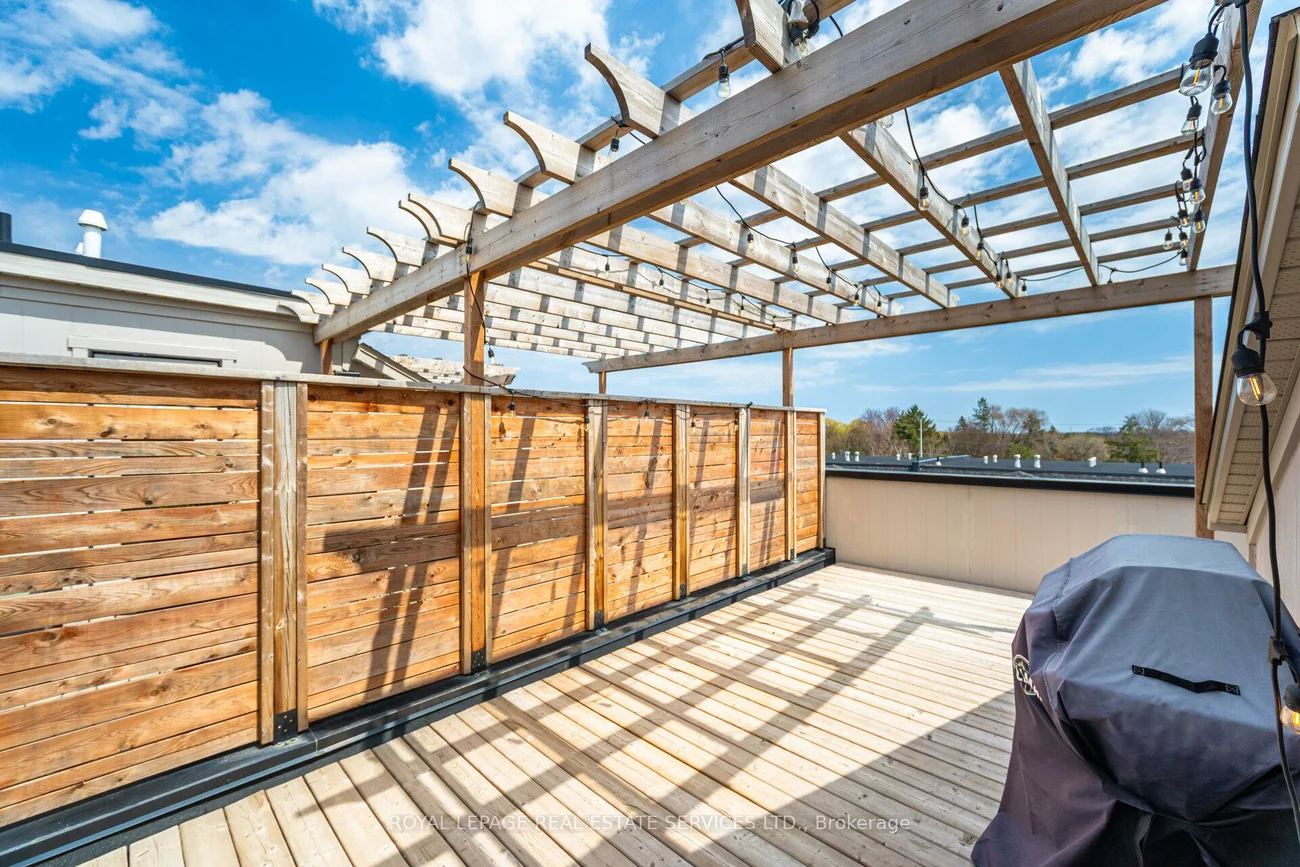 15, Lunar, Streetsville, Mississauga