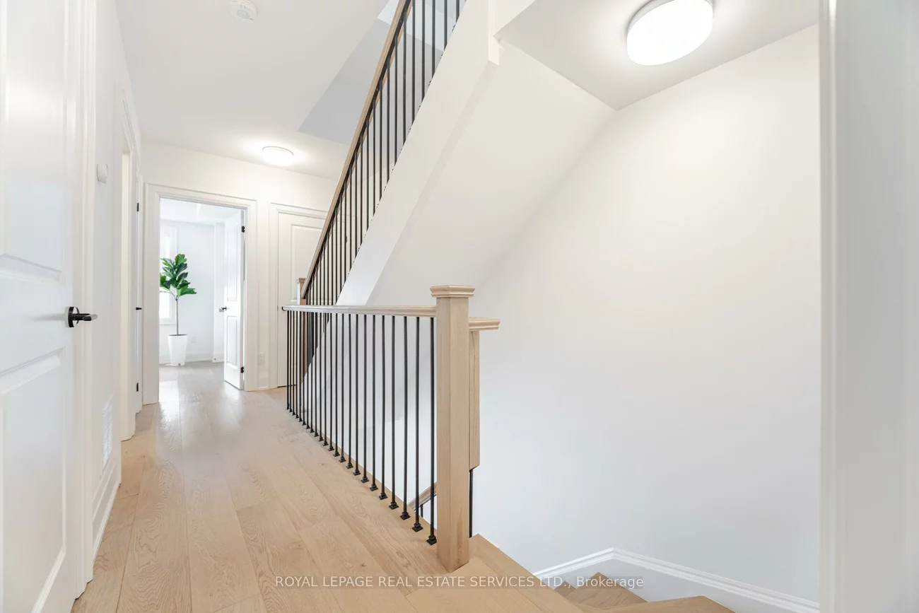 15, Lunar, Streetsville, Mississauga