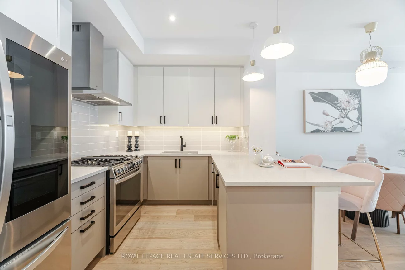 15, Lunar, Streetsville, Mississauga