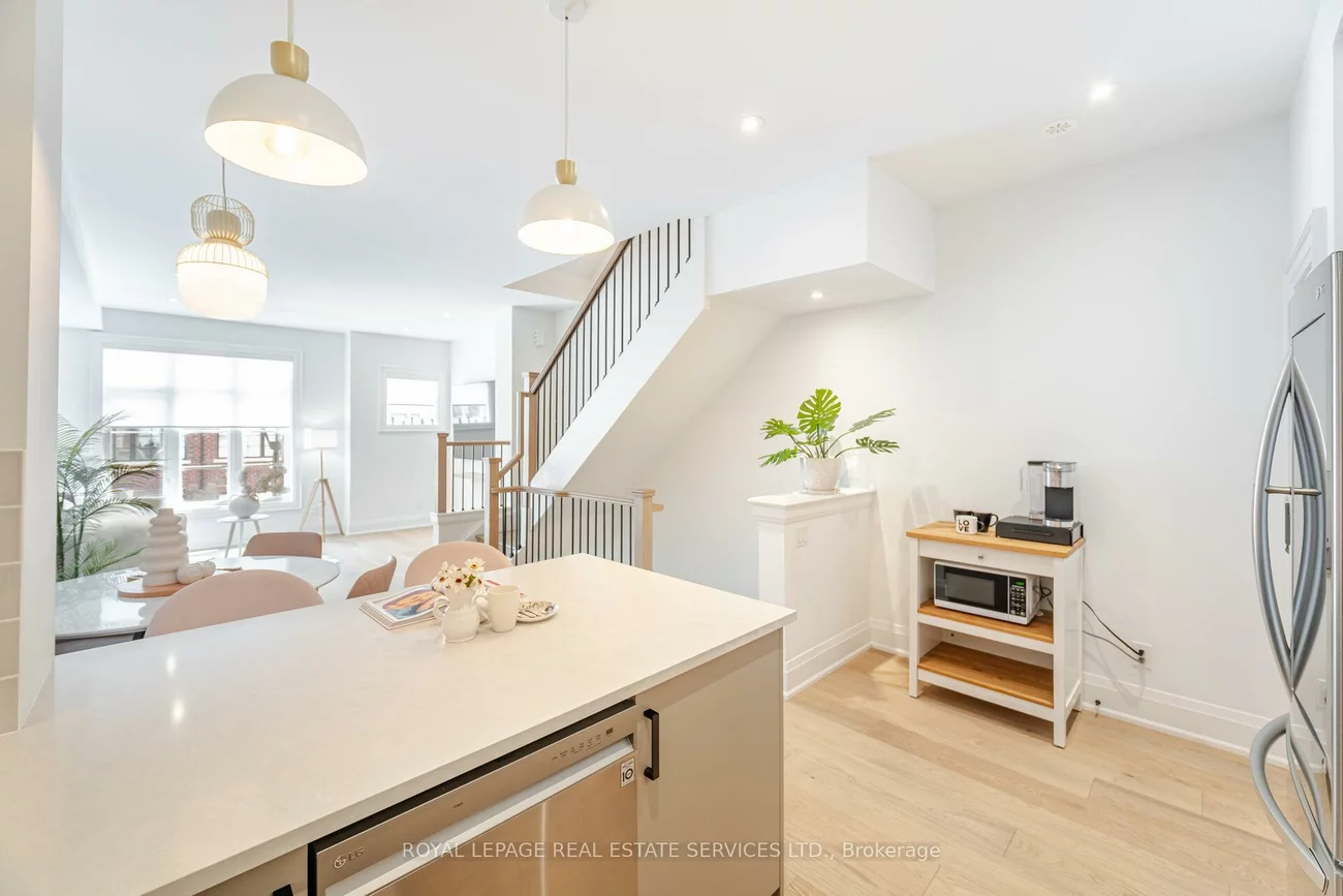 15, Lunar, Streetsville, Mississauga