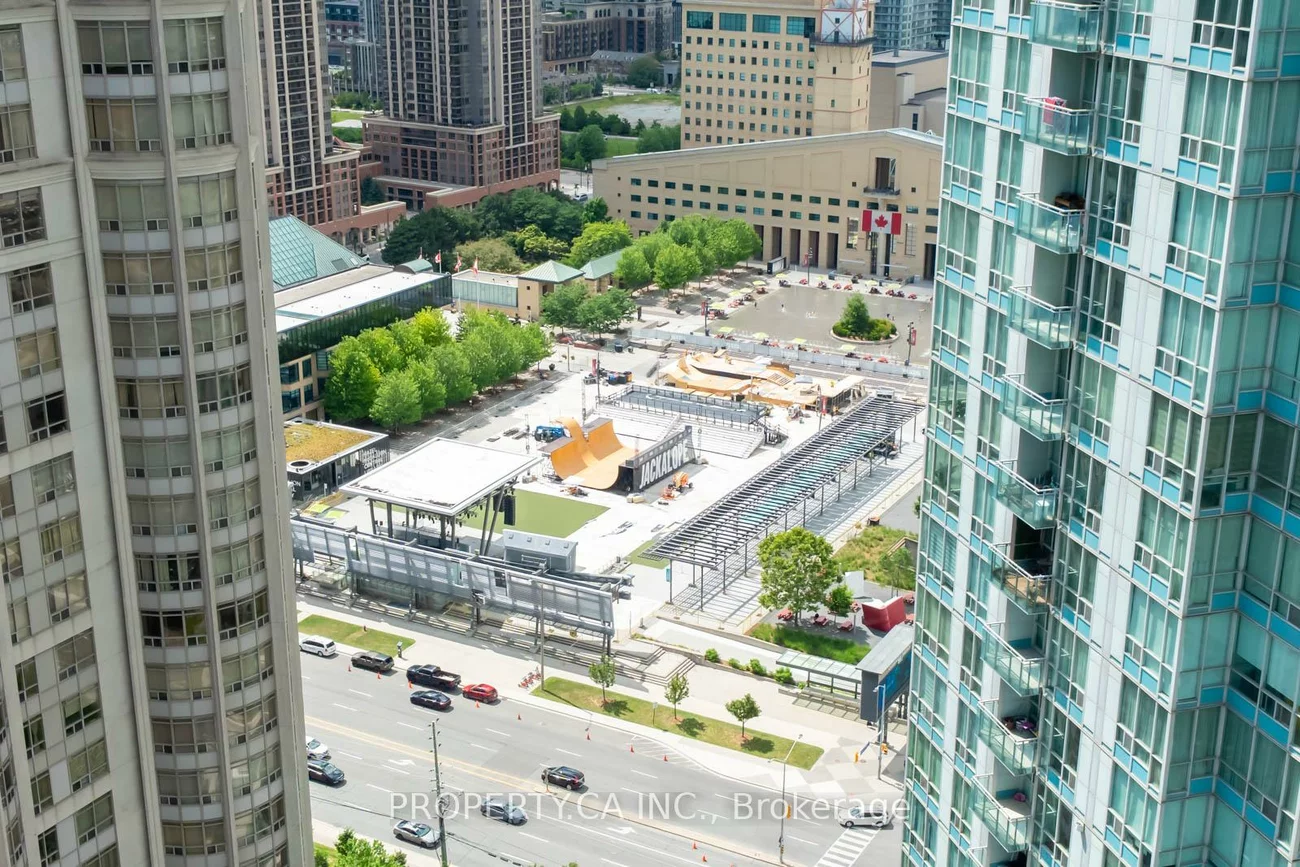 225, Webb, City Centre, Mississauga