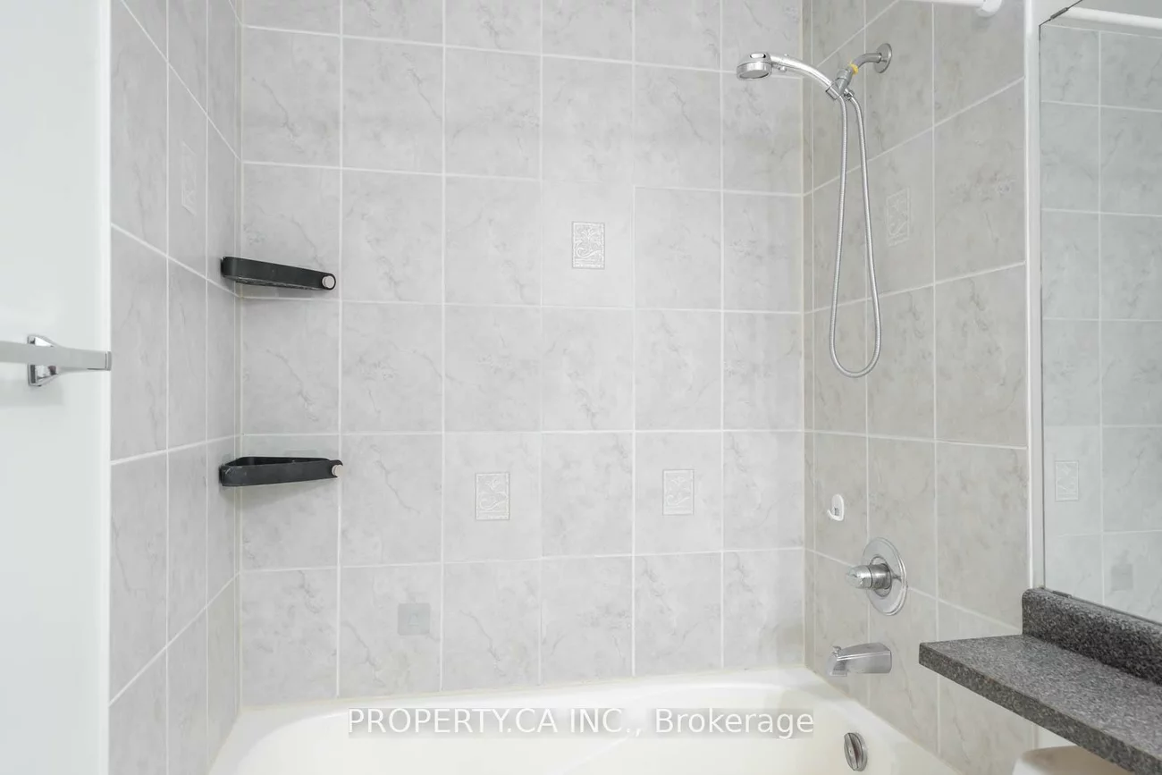 225, Webb, City Centre, Mississauga