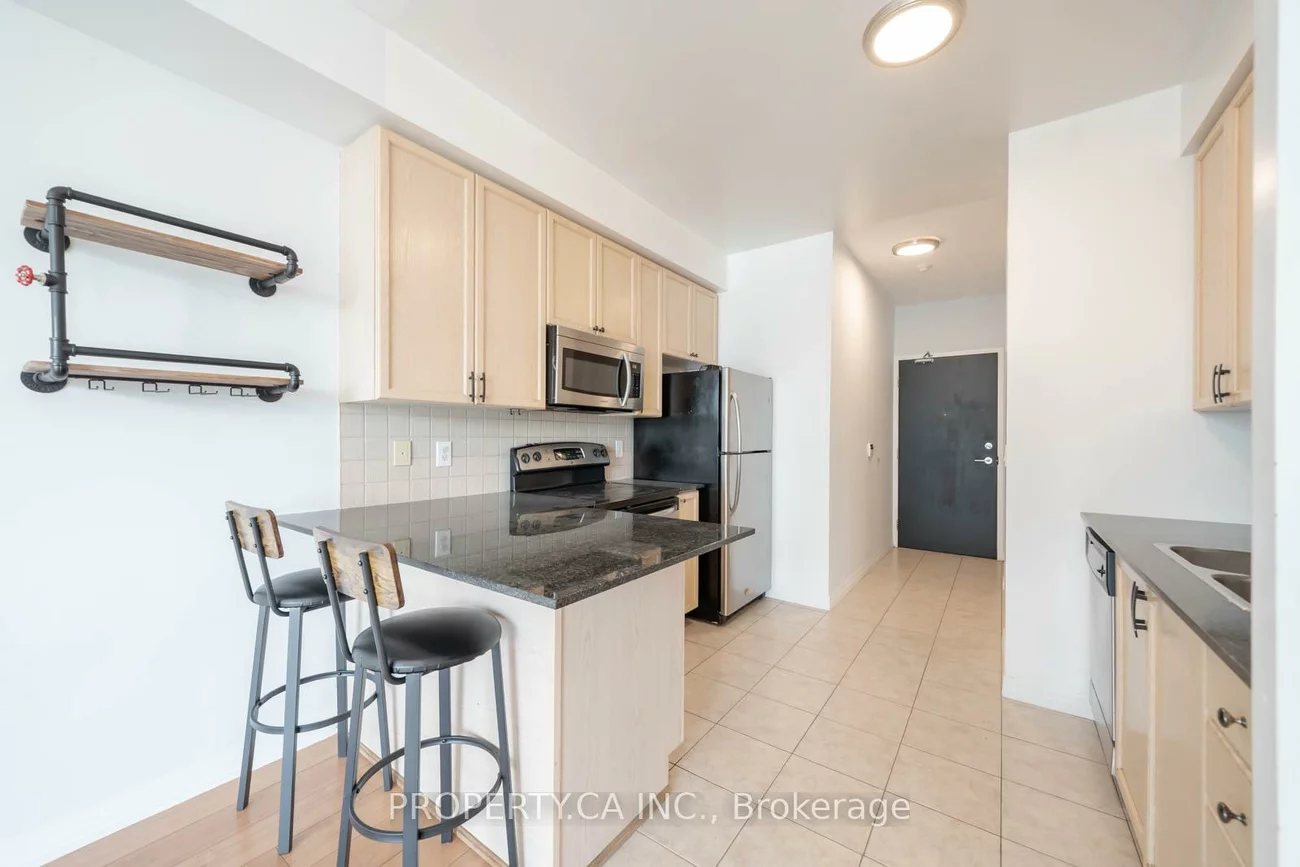 225, Webb, City Centre, Mississauga