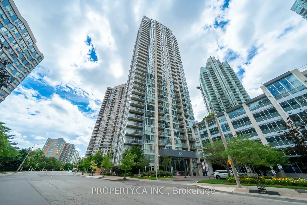 225, Webb, City Centre, Mississauga