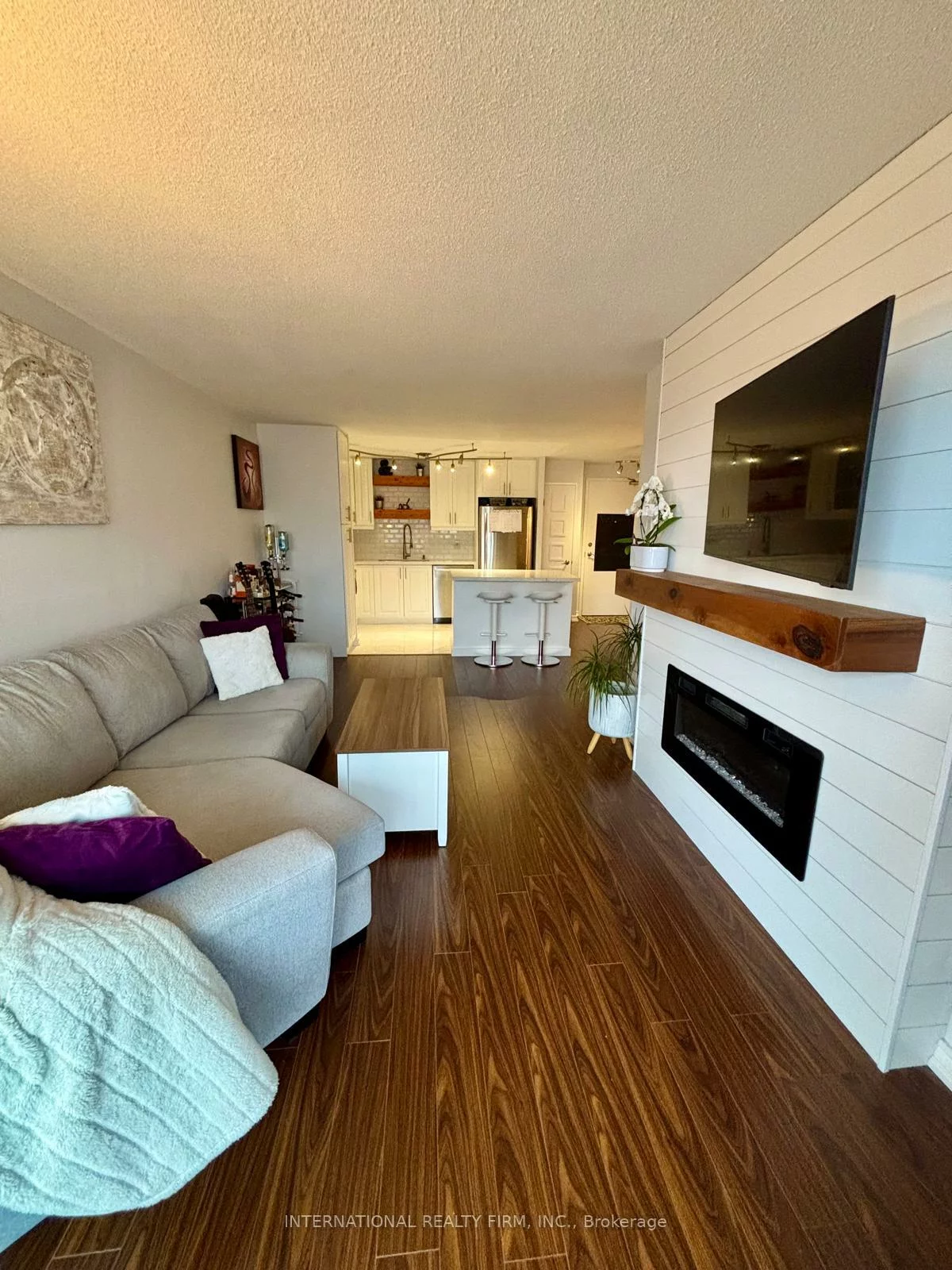 145, Hillcrest, Cooksville, Mississauga