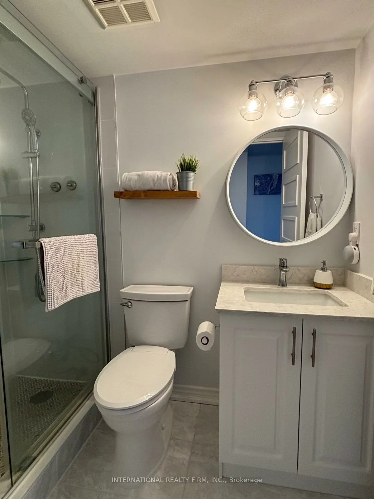 145, Hillcrest, Cooksville, Mississauga