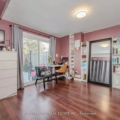 1221, Dundix, Applewood, Mississauga