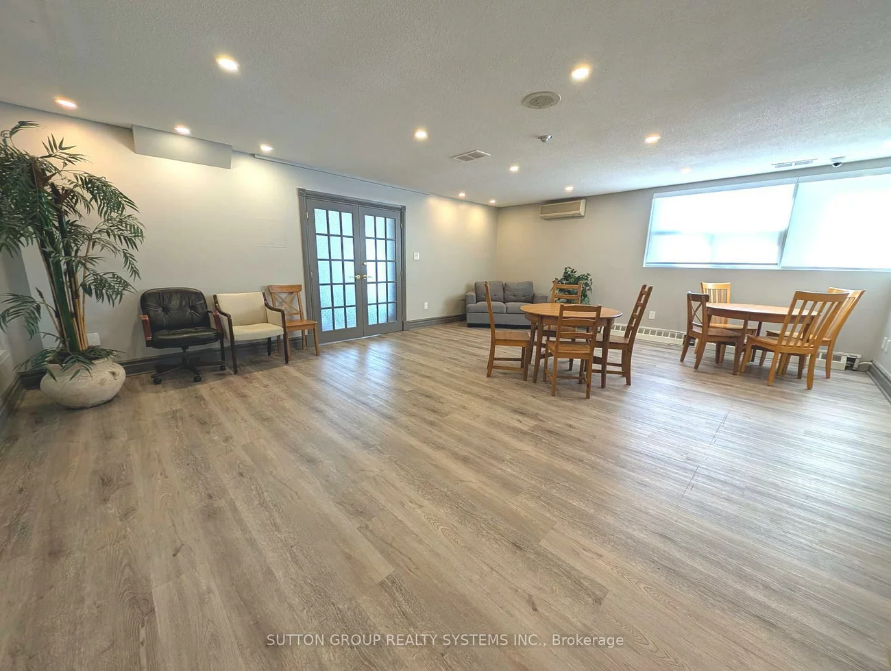 2900, Battleford, Meadowvale, Mississauga