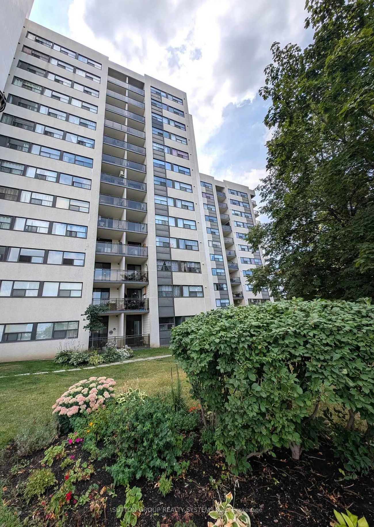 2900, Battleford, Meadowvale, Mississauga