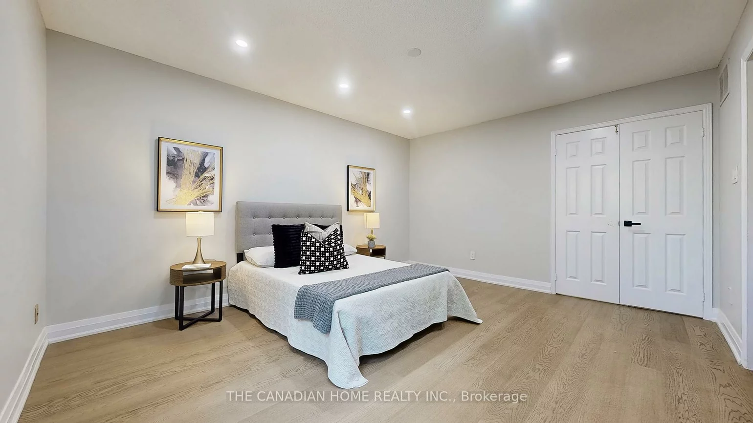 1725, The, Central Erin Mills, Mississauga