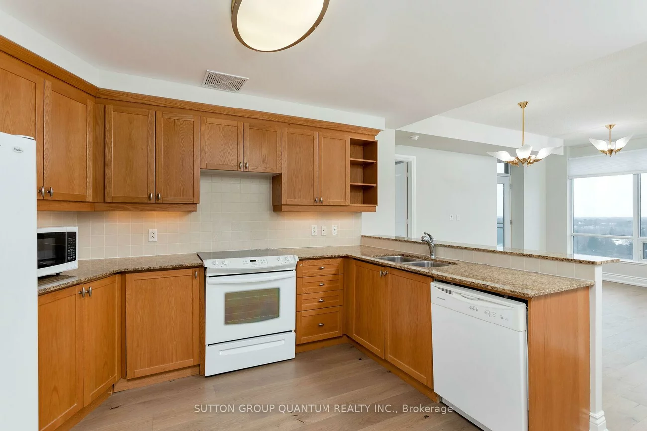 1665, The Collegeway, Erin Mills, Mississauga