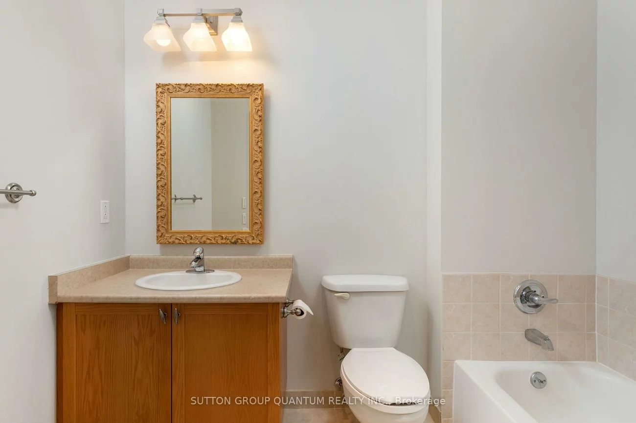 1665, The Collegeway, Erin Mills, Mississauga