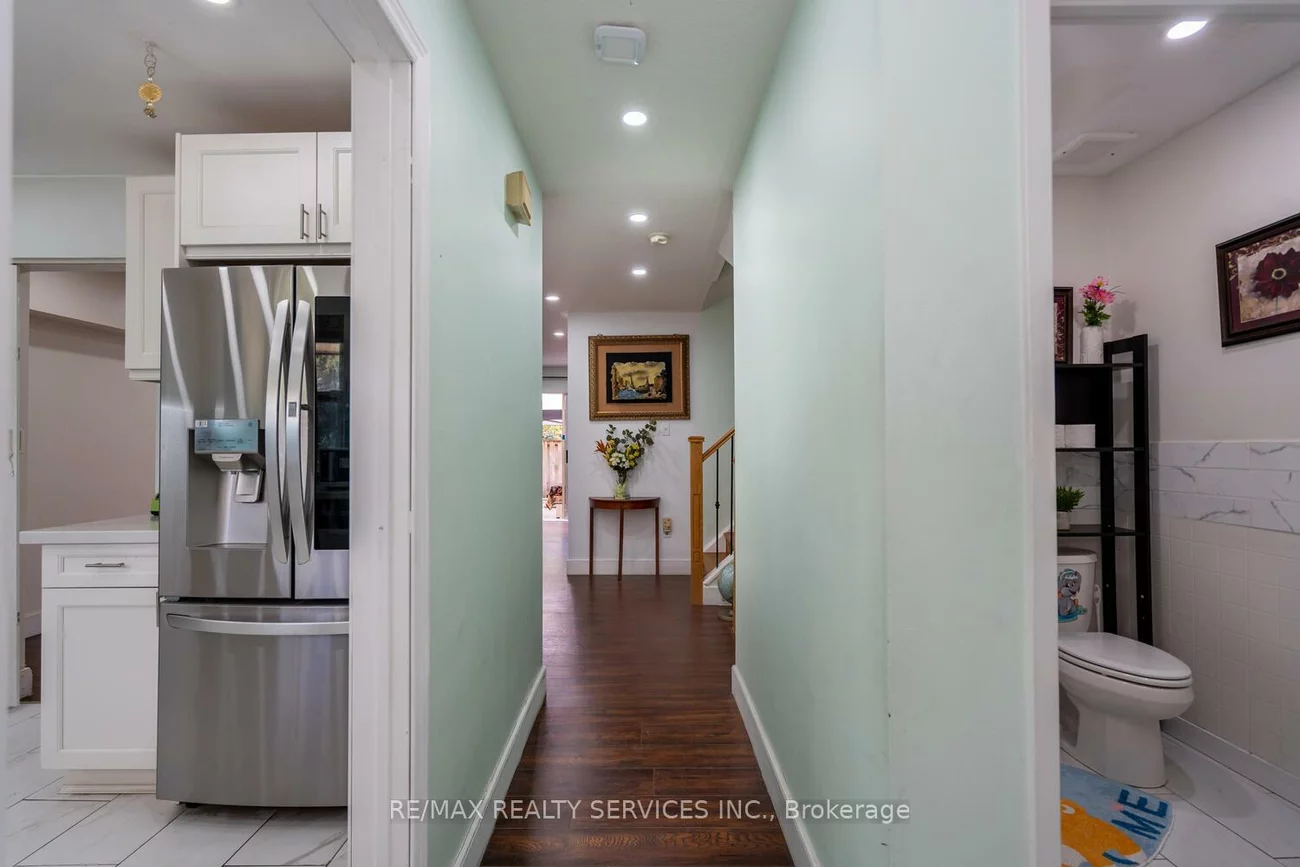 2825, Gananoque, Meadowvale, Mississauga