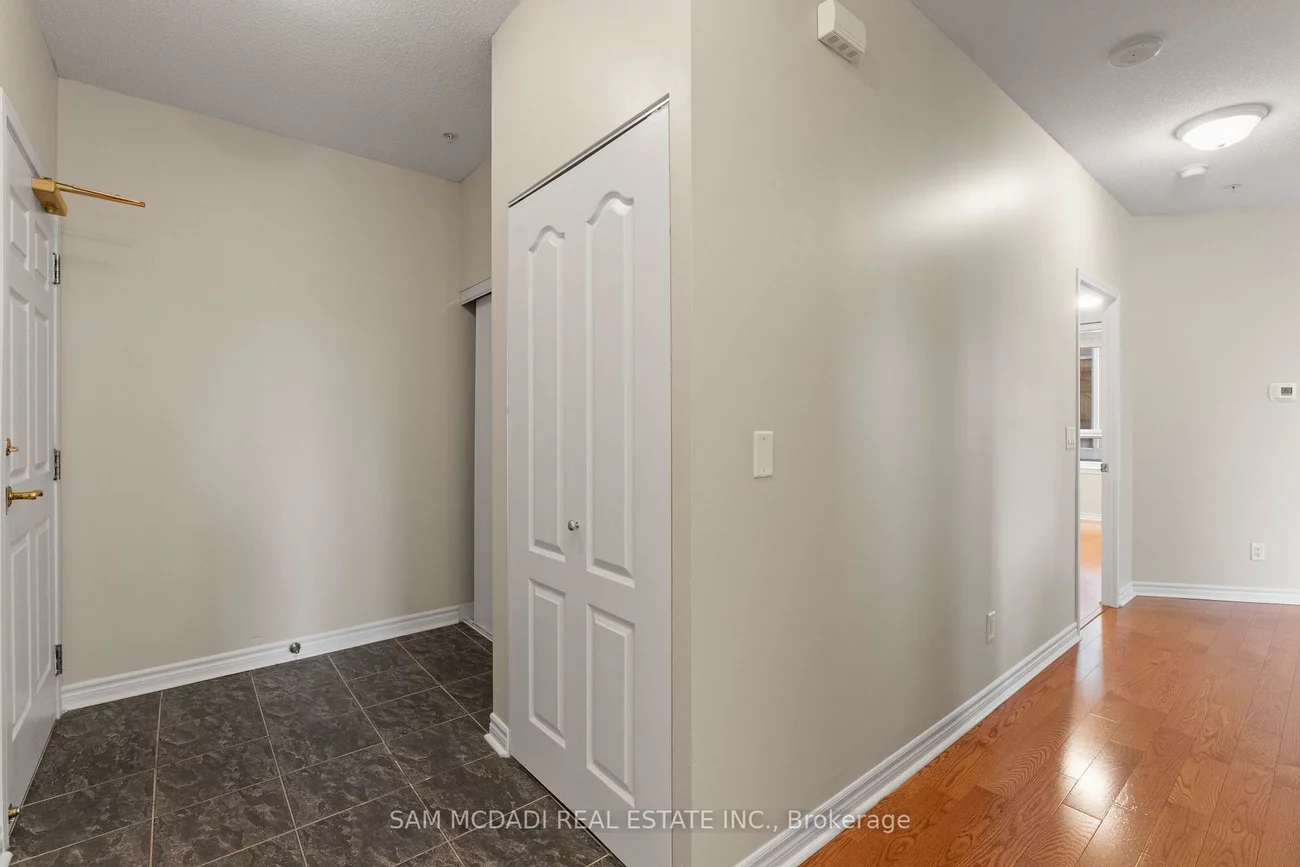 350, Princess Royal, City Centre, Mississauga
