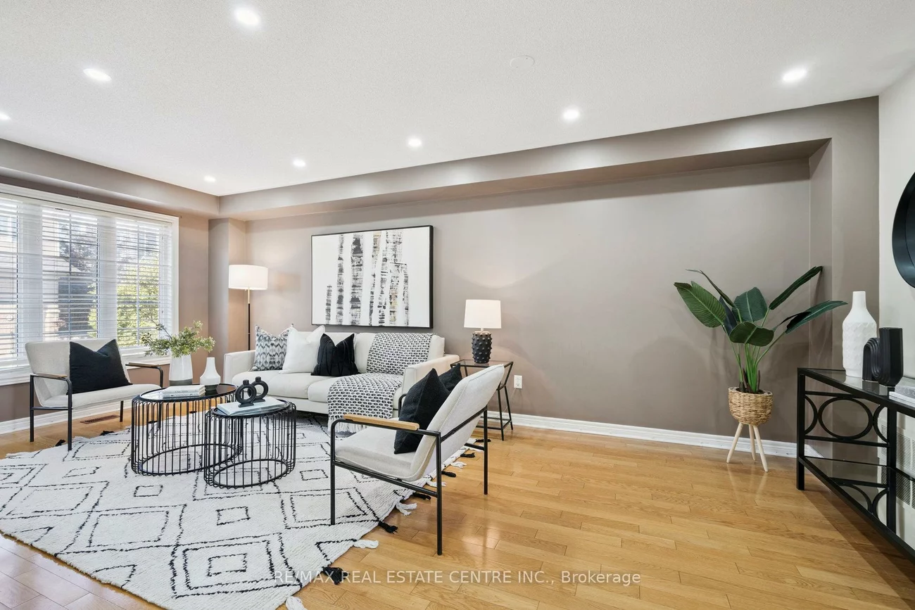 4950, Albina, Hurontario, Mississauga