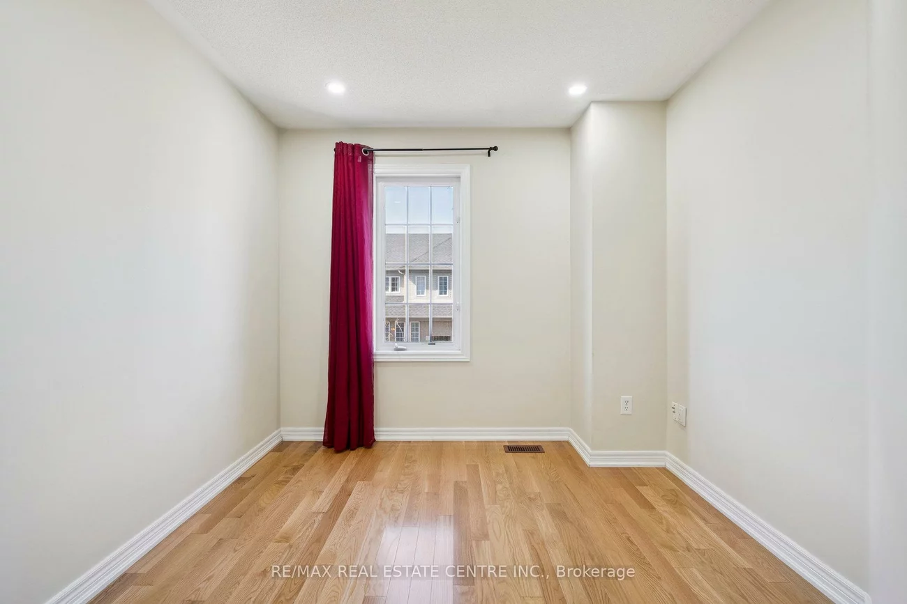 4950, Albina, Hurontario, Mississauga