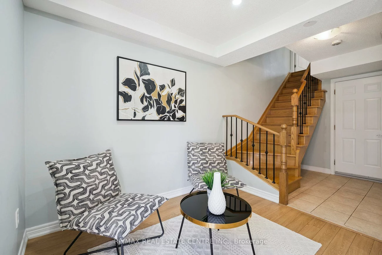 4950, Albina, Hurontario, Mississauga