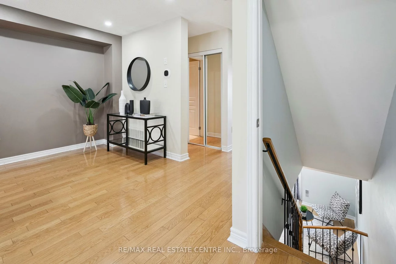 4950, Albina, Hurontario, Mississauga