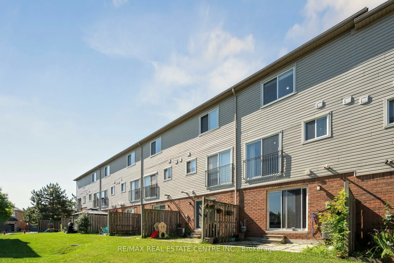 4950, Albina, Hurontario, Mississauga