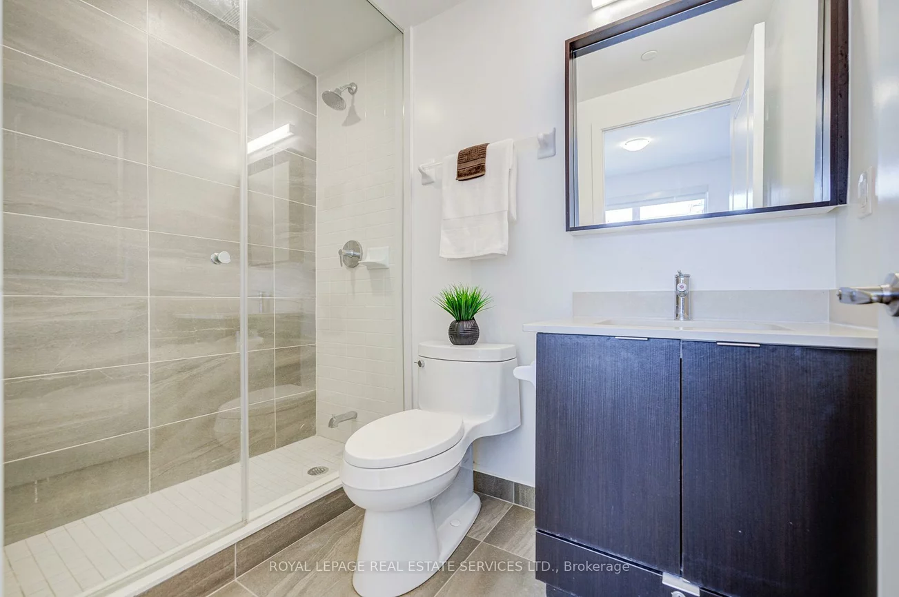 4675, Metcalfe, Central Erin Mills, Mississauga