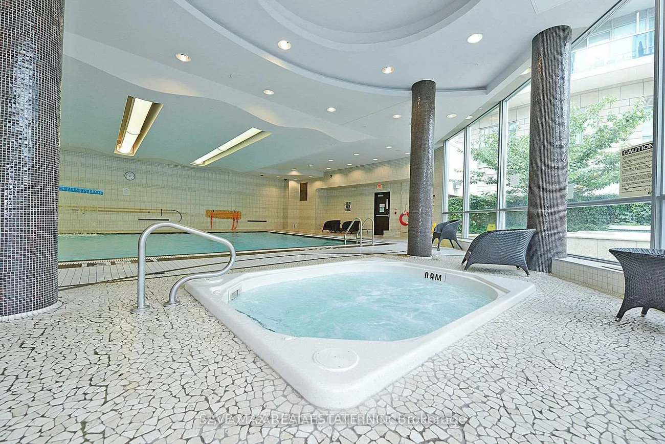 90, Absolute, City Centre, Mississauga