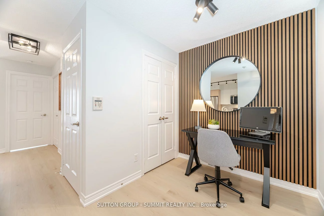 310, BURNHAMTHORPE, City Centre, Mississauga