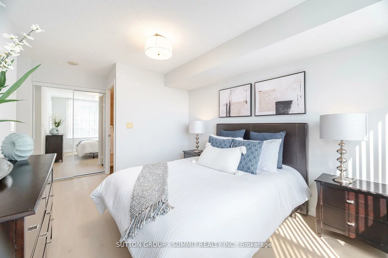 310, BURNHAMTHORPE, City Centre, Mississauga