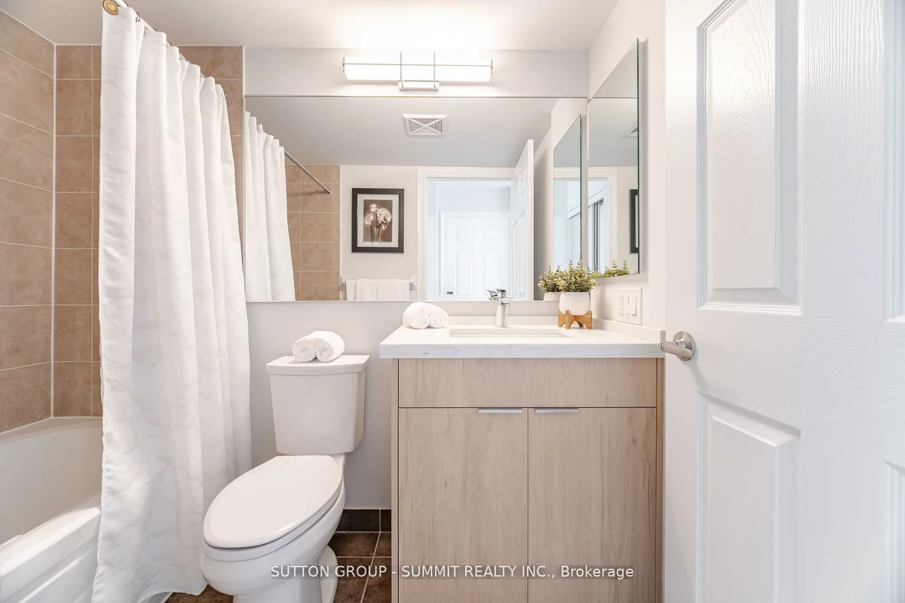 310, BURNHAMTHORPE, City Centre, Mississauga