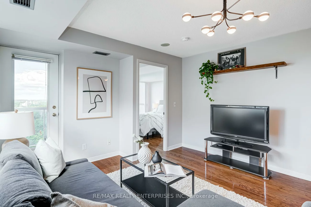 2545, Erin Centre, Central Erin Mills, Mississauga