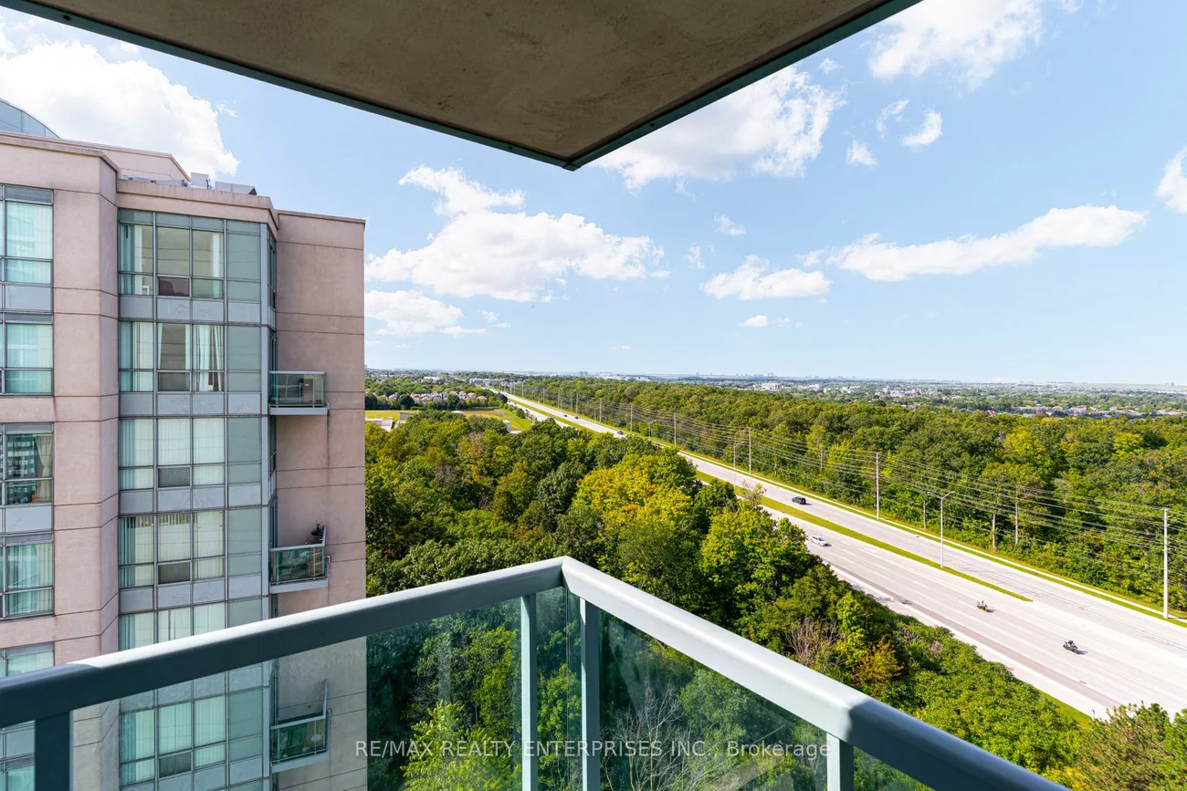 2545, Erin Centre, Central Erin Mills, Mississauga