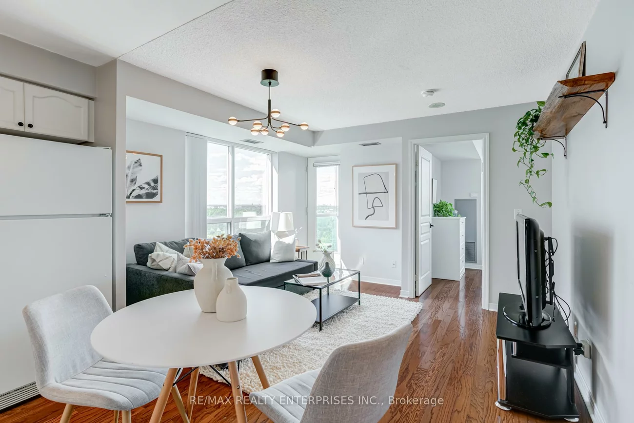 2545, Erin Centre, Central Erin Mills, Mississauga