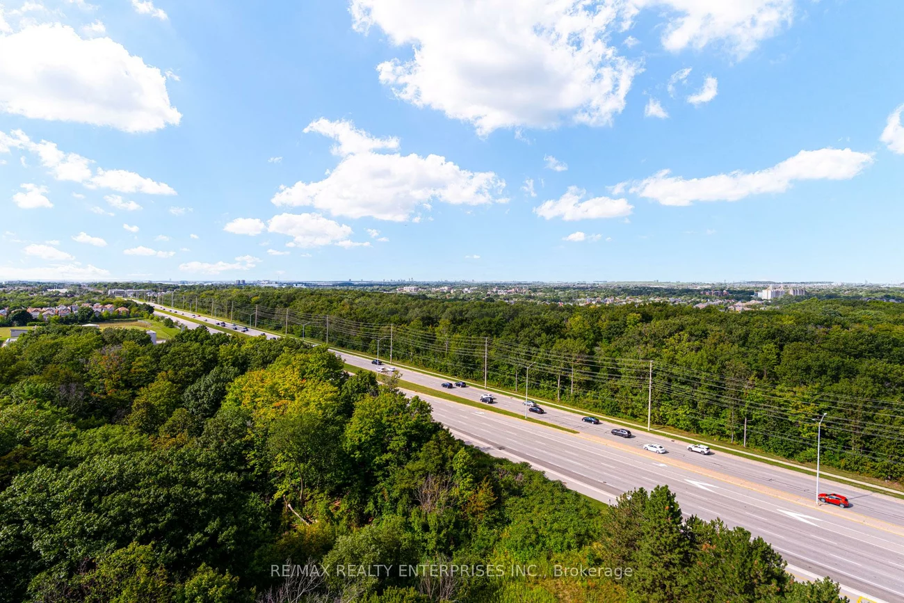 2545, Erin Centre, Central Erin Mills, Mississauga
