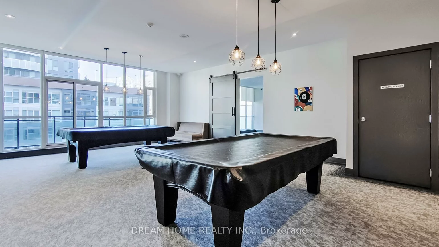 4070, Confederation, City Centre, Mississauga