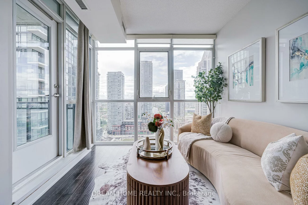 4070, Confederation, City Centre, Mississauga