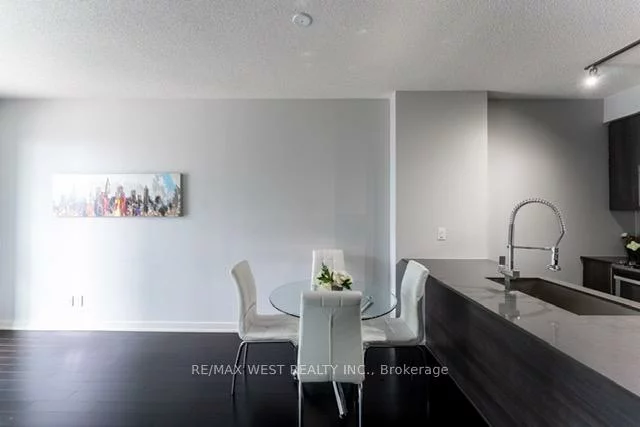 4011, Brickstone, City Centre, Mississauga