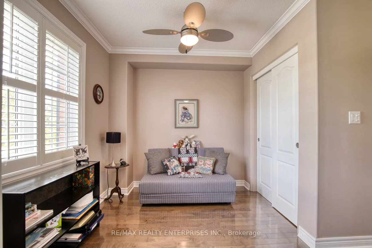 23, Ellen, Streetsville, Mississauga