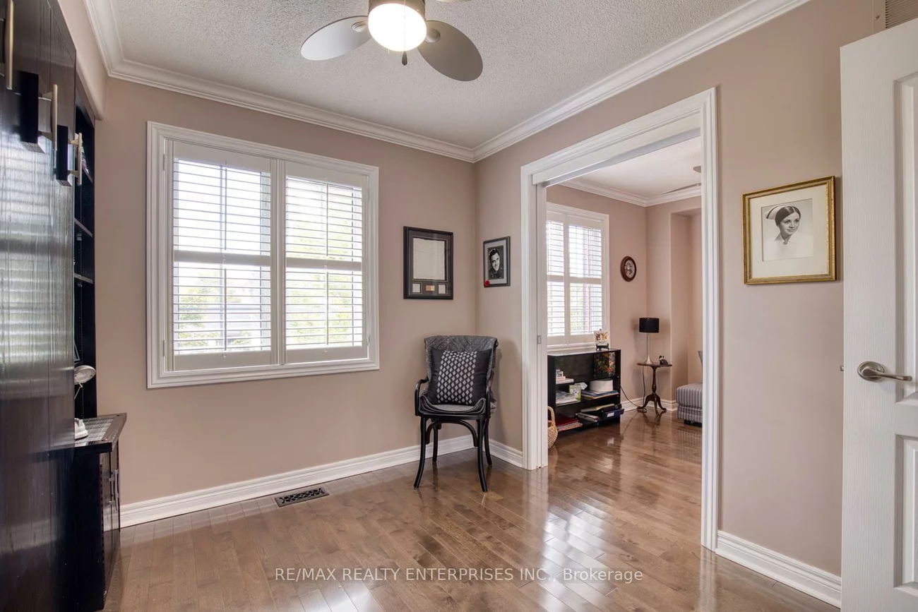 23, Ellen, Streetsville, Mississauga